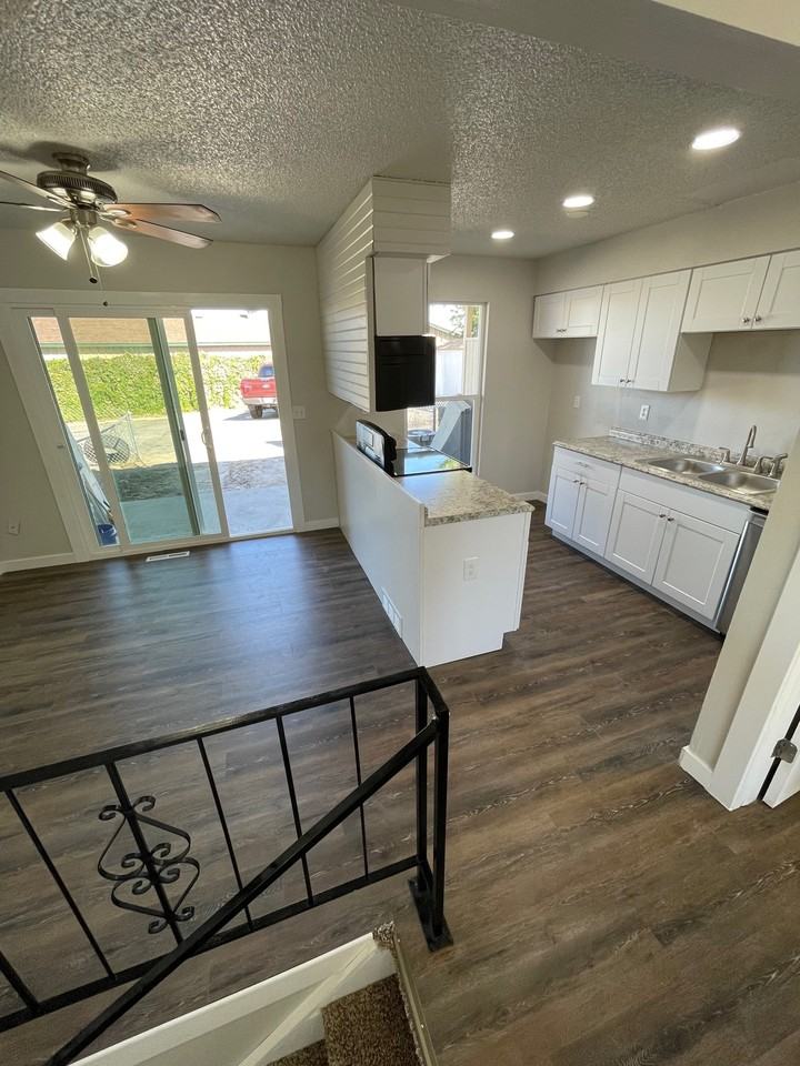 16749 E 13th Ave #16749 - Photo 3 of 12