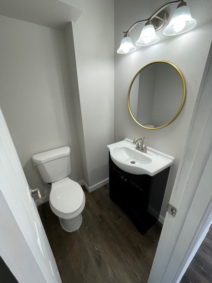 16749 E 13th Ave #16749 - Photo 7 of 12