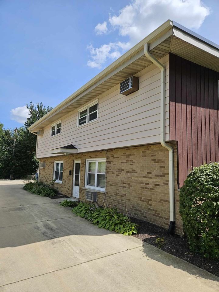 623 Ryan Ln #1 - Photo 4 of 10