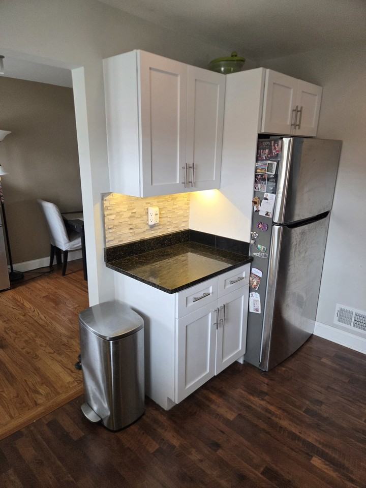 223 Ray St #1 - Photo 5 of 17