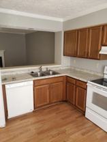 445 Claircrest Dr - Photo 1 of 1