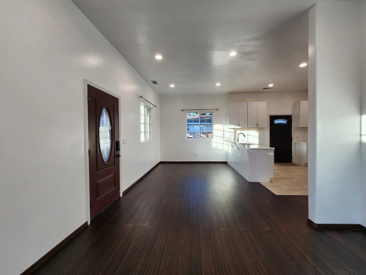 7744 Vineland Ave #NA - Photo 5 of 22