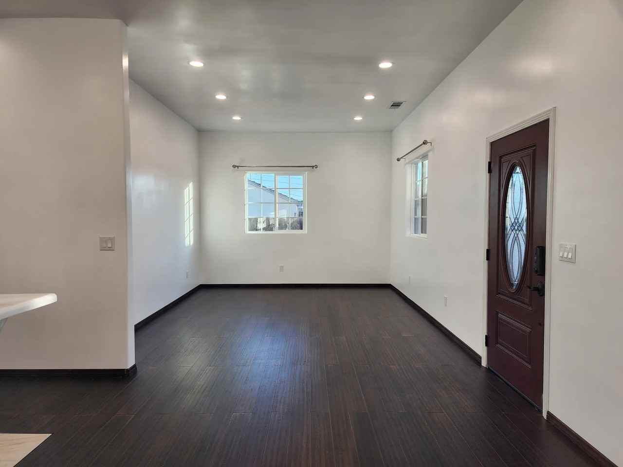 7744 Vineland Ave #NA - Photo 6 of 22