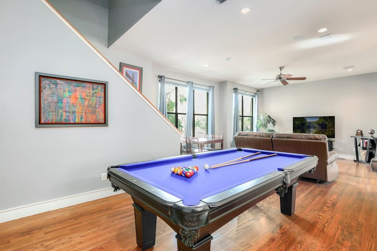 2121 Albany St #TH - Photo 6 of 13