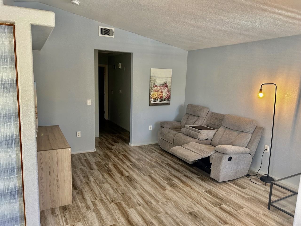 520 Arrowhead Trl #624 - Photo 6 of 26