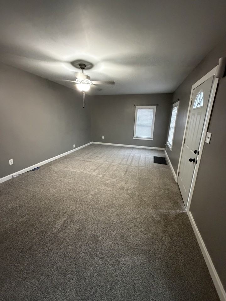 111 E 30th St #NA - Photo 2 of 10