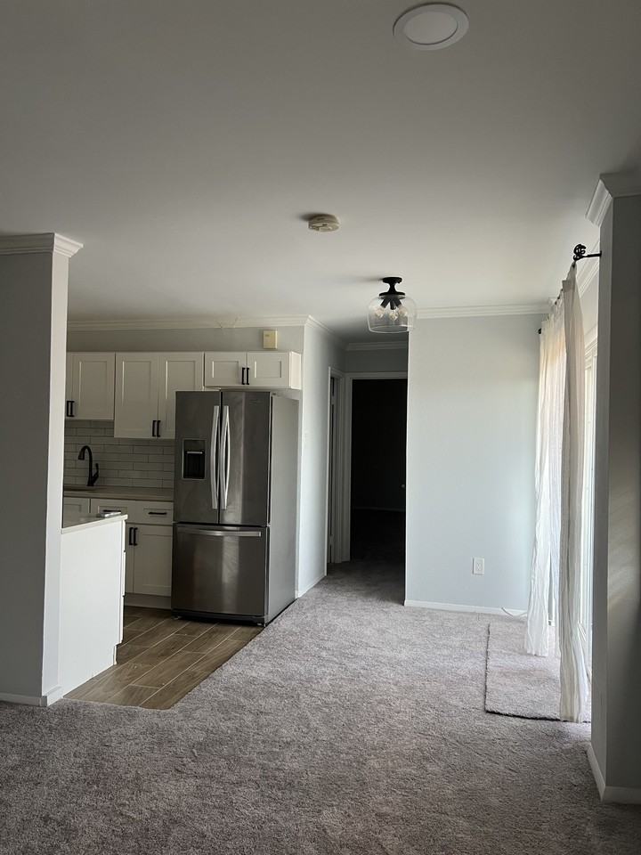 1529 S George Mason Dr - Photo 4 of 10