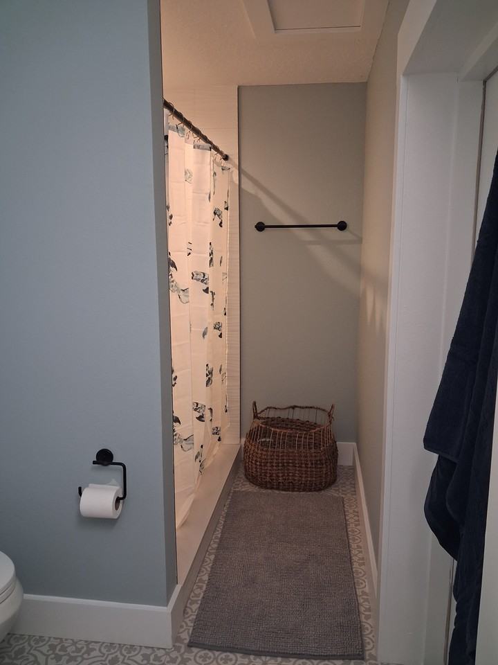 1128 40th St #NA - Photo 2 of 11