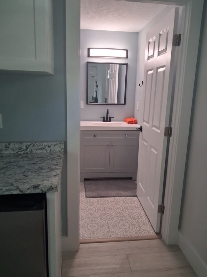 1128 40th St #NA - Photo 4 of 11