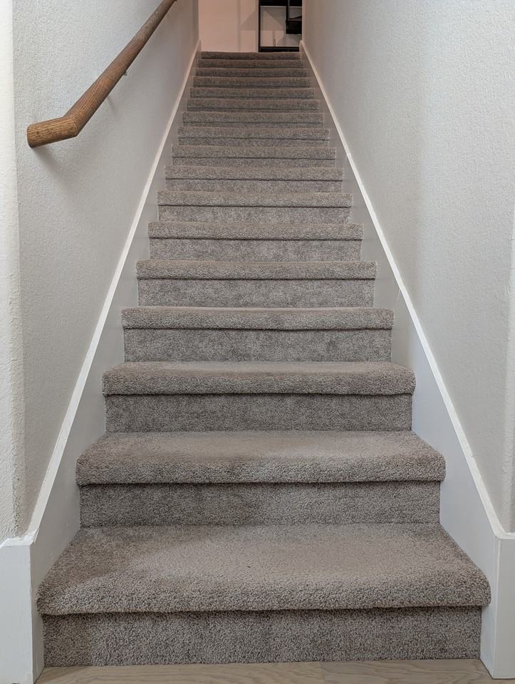 2316 Calvert Dr #5 - Photo 5 of 27