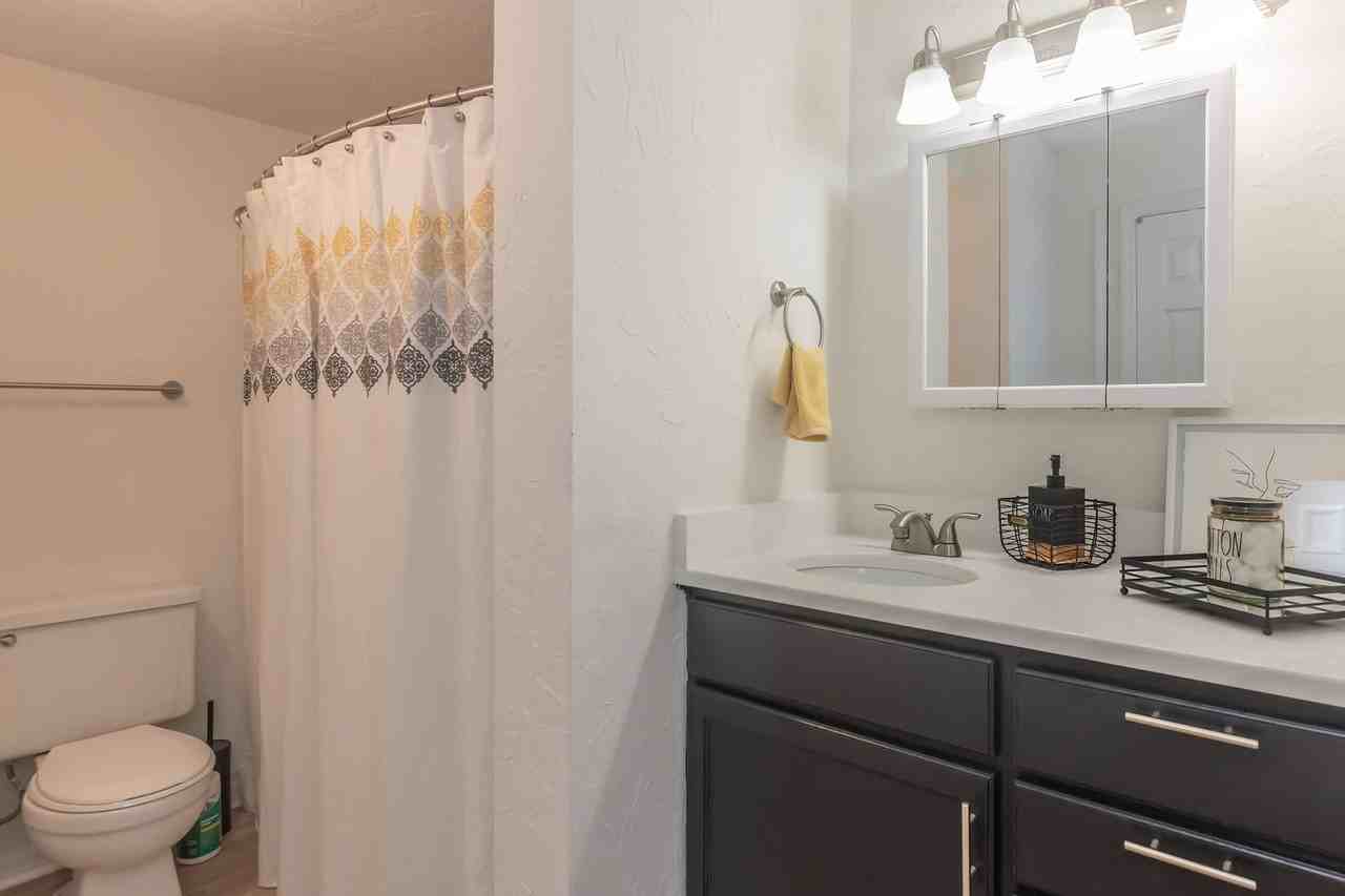 River Hills Flats - Photo 2 of 23