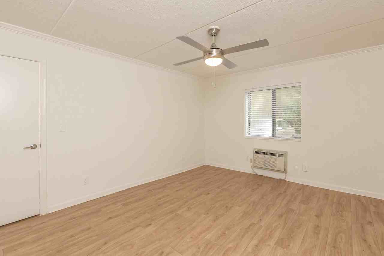 River Hills Flats - Photo 7 of 23