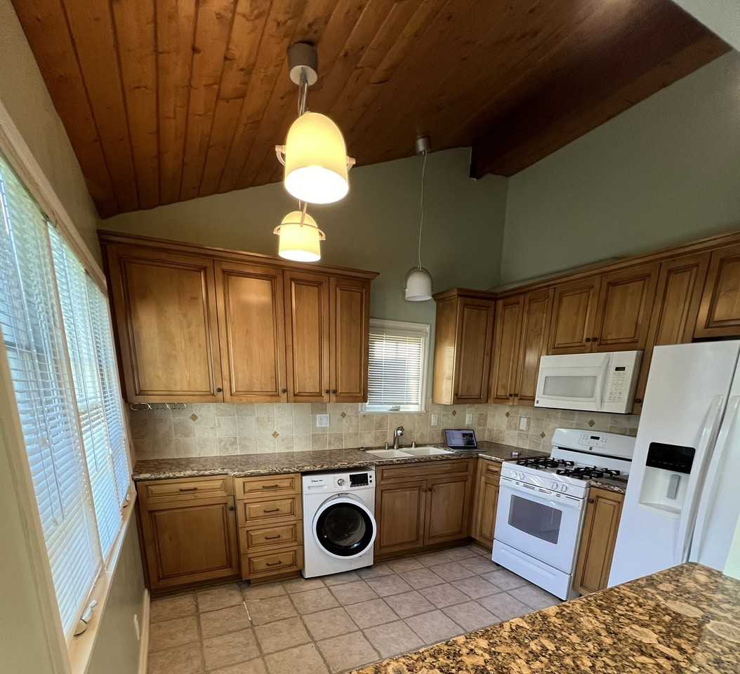 23211 Mariano St #NA - Photo 4 of 19