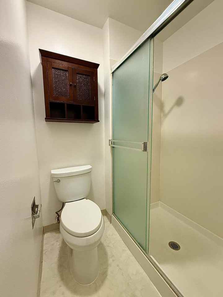 944 Kiely Blvd #F - Photo 7 of 11