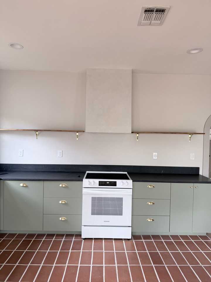 1914 W Magnolia Ave #NA - Photo 3 of 8