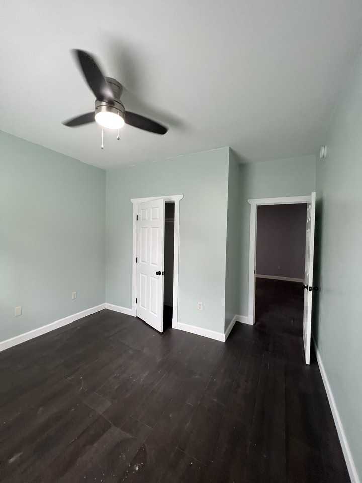 527 W Rose Ave #NA - Photo 6 of 17