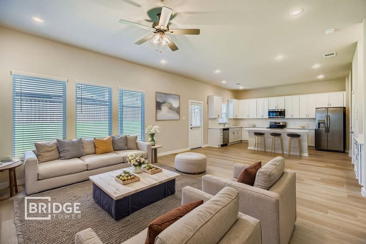 905 Jacquelyne Dr - Photo 2 of 7