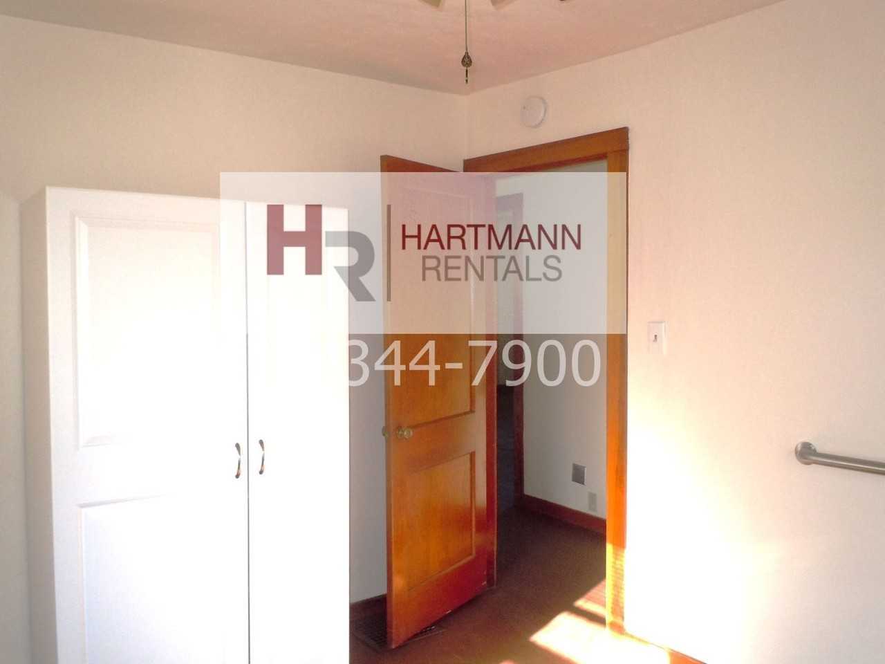 2322 Adams St - Photo 7 of 10