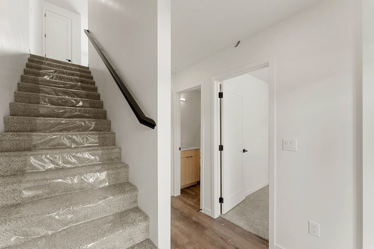 Coal Creek Townhomes - Photo 6 of 23