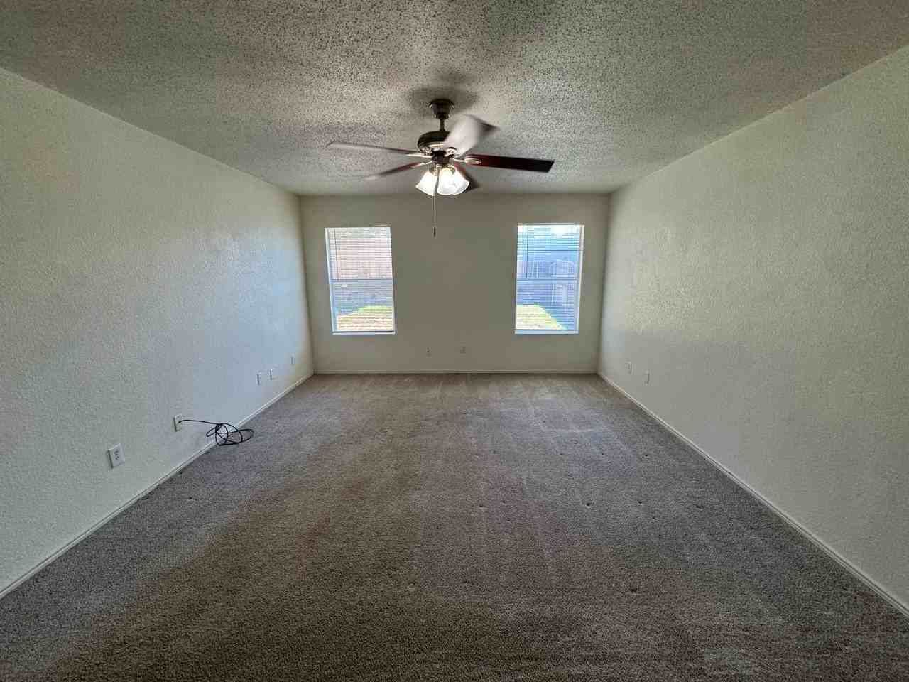 6848 Valley Creek Dr - Photo 5 of 21