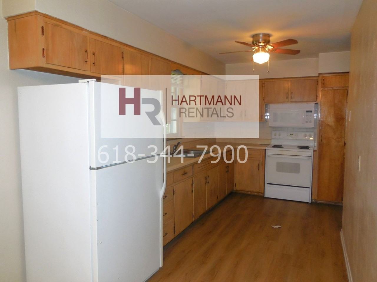 1302 Eileen St - Photo 6 of 25