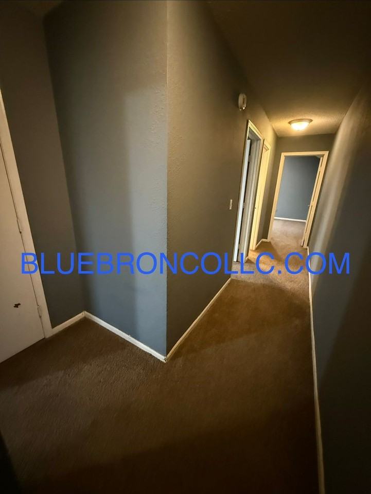 107 Sw Oxford Pl - Photo 7 of 11