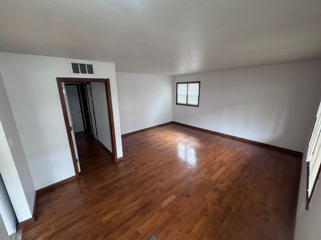 Locust Hills - Photo 4 of 44