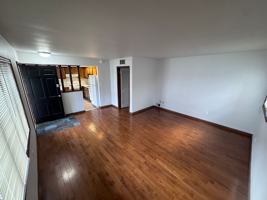 featured image of 120 S Russell St