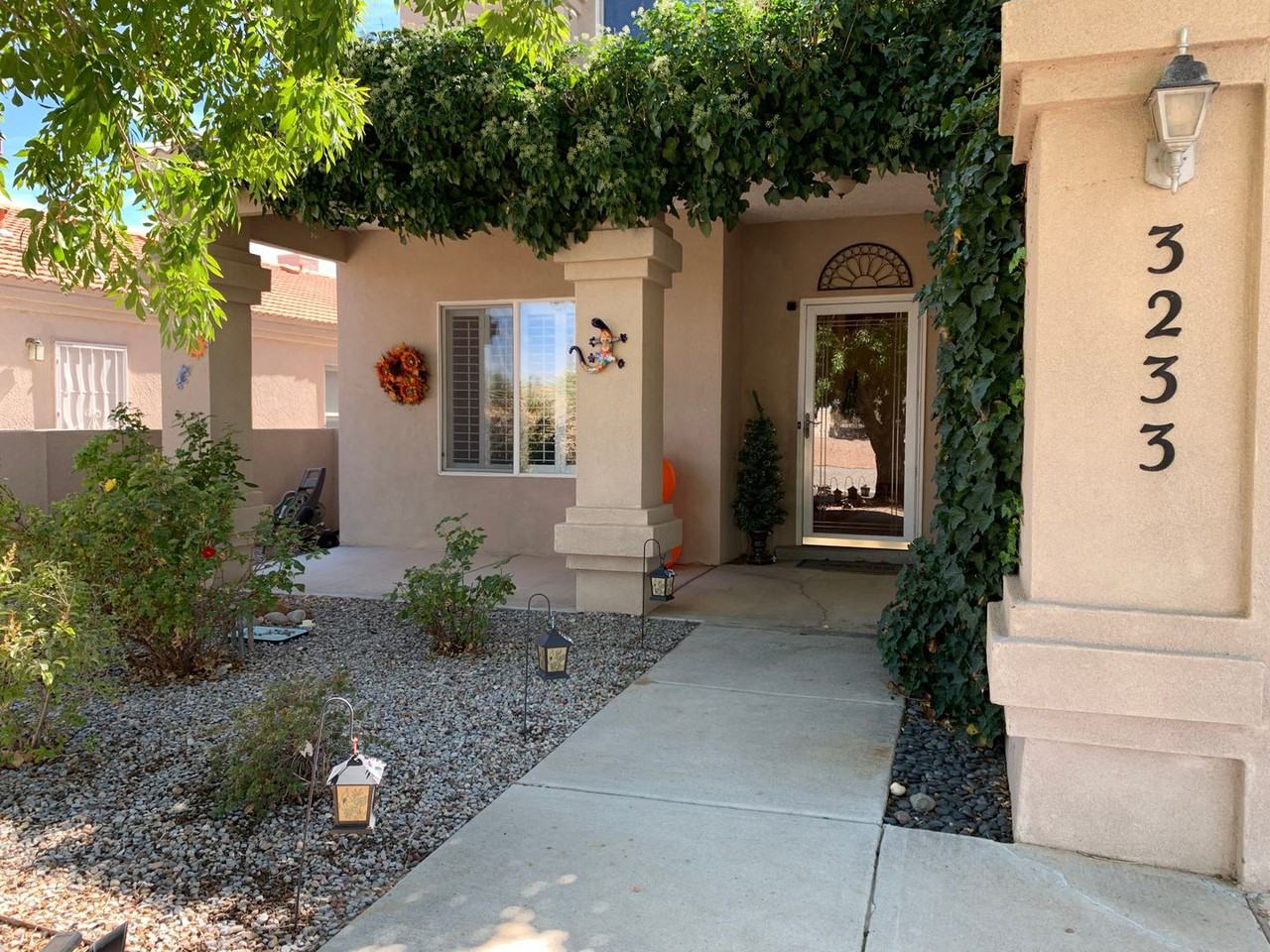 3233 Calle Suenos Se - Photo 3 of 37