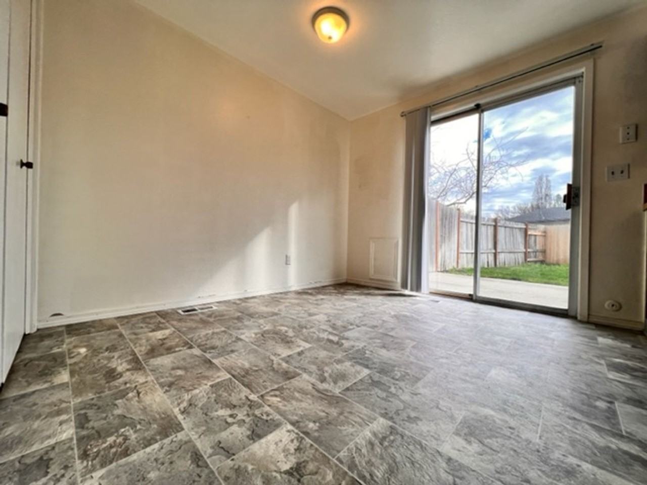 200 Stierman Way - Photo 4 of 18