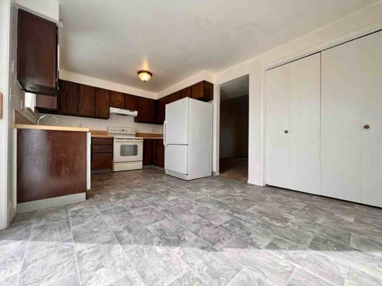 200 Stierman Way - Photo 5 of 18