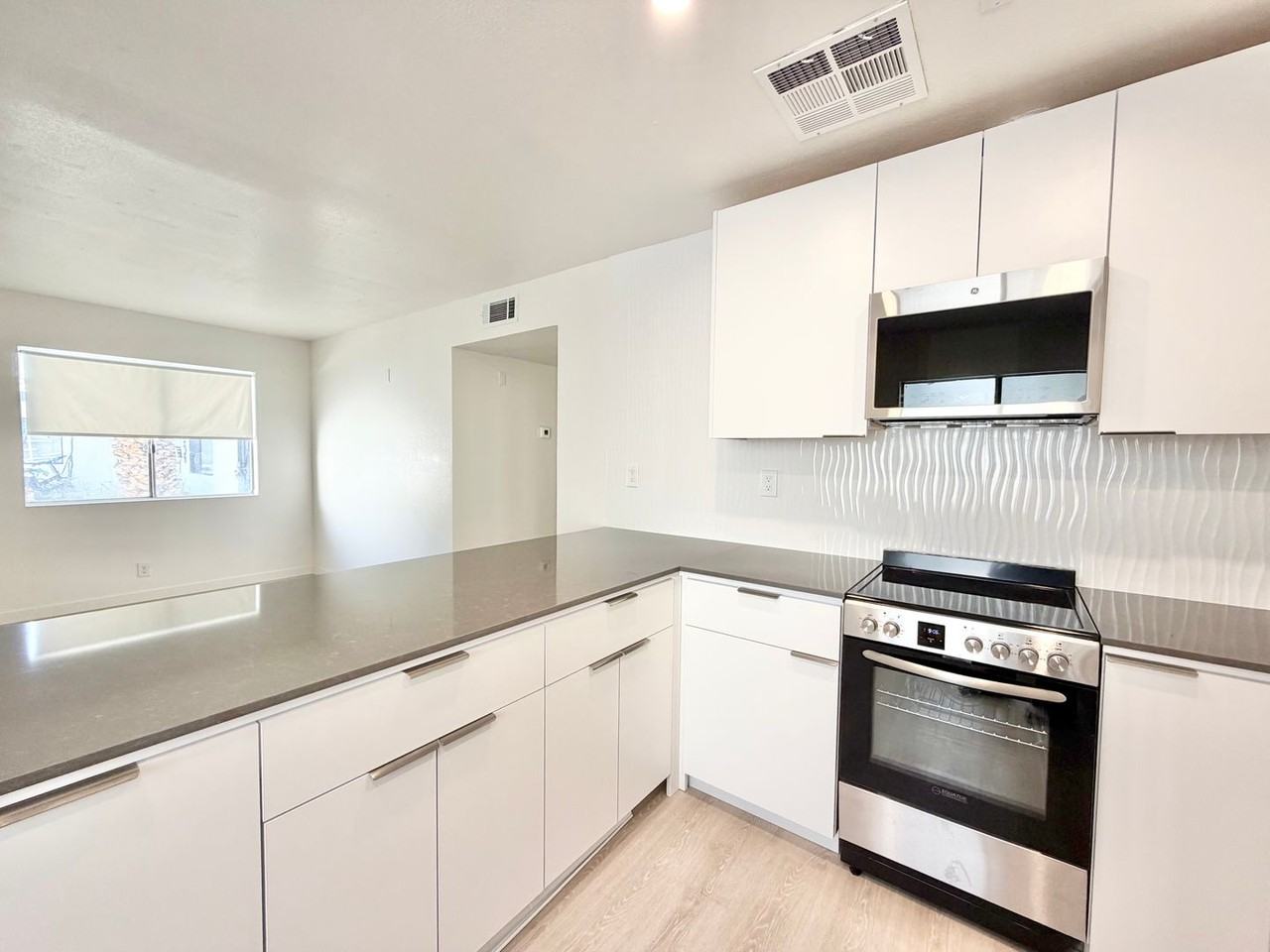 1745 E Arenas Rd #11 - Photo 6 of 21