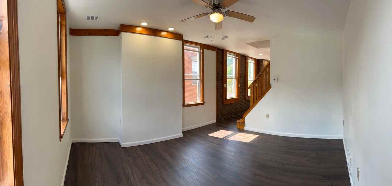 413 Grant Ave - Photo 3 of 9