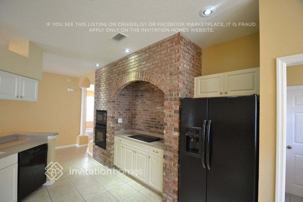 6647 Thackston Dr - Photo 4 of 12