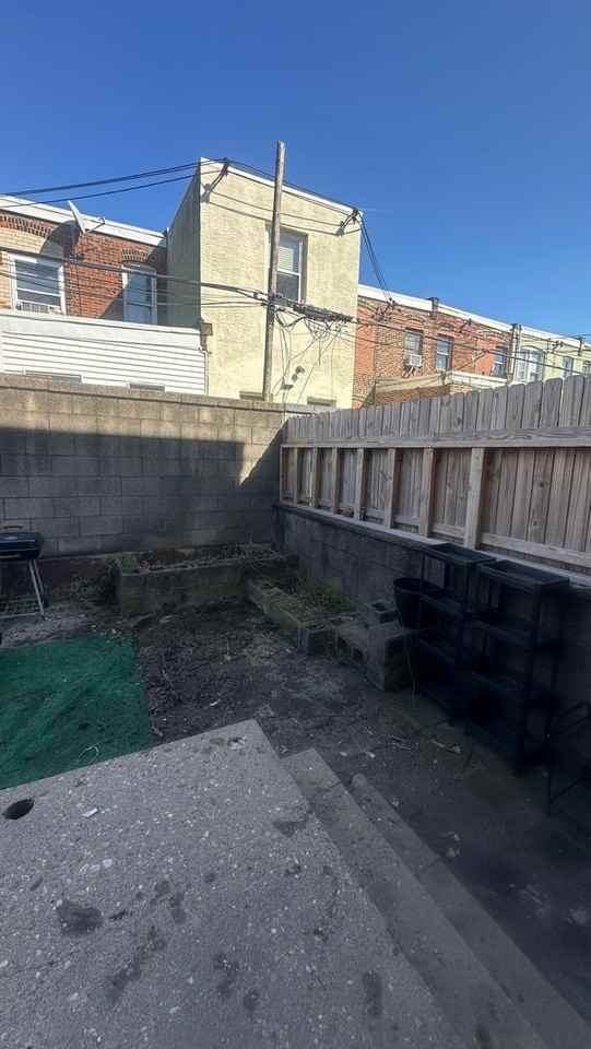 2115 S 22nd St - Photo 7 of 13