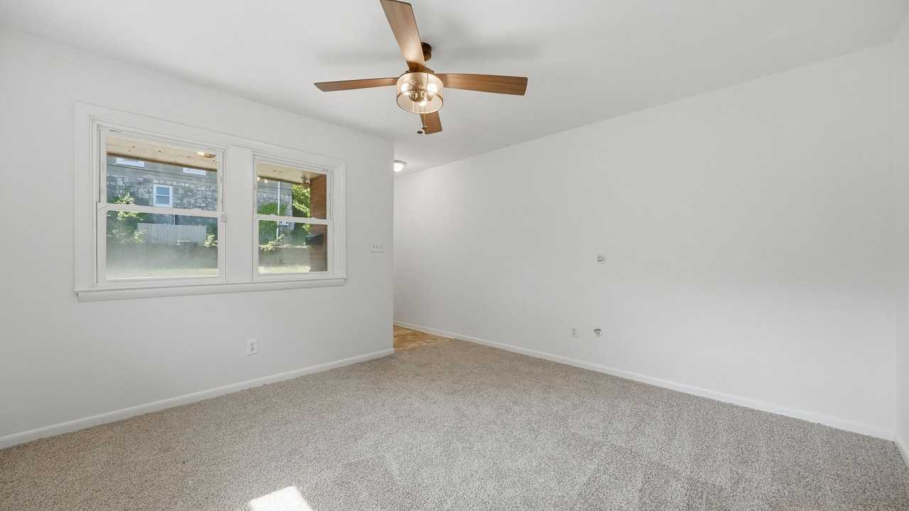 955 E 5th St - Photo 4 of 12