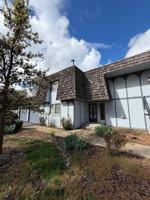 featured image of 2454 Hawkins St