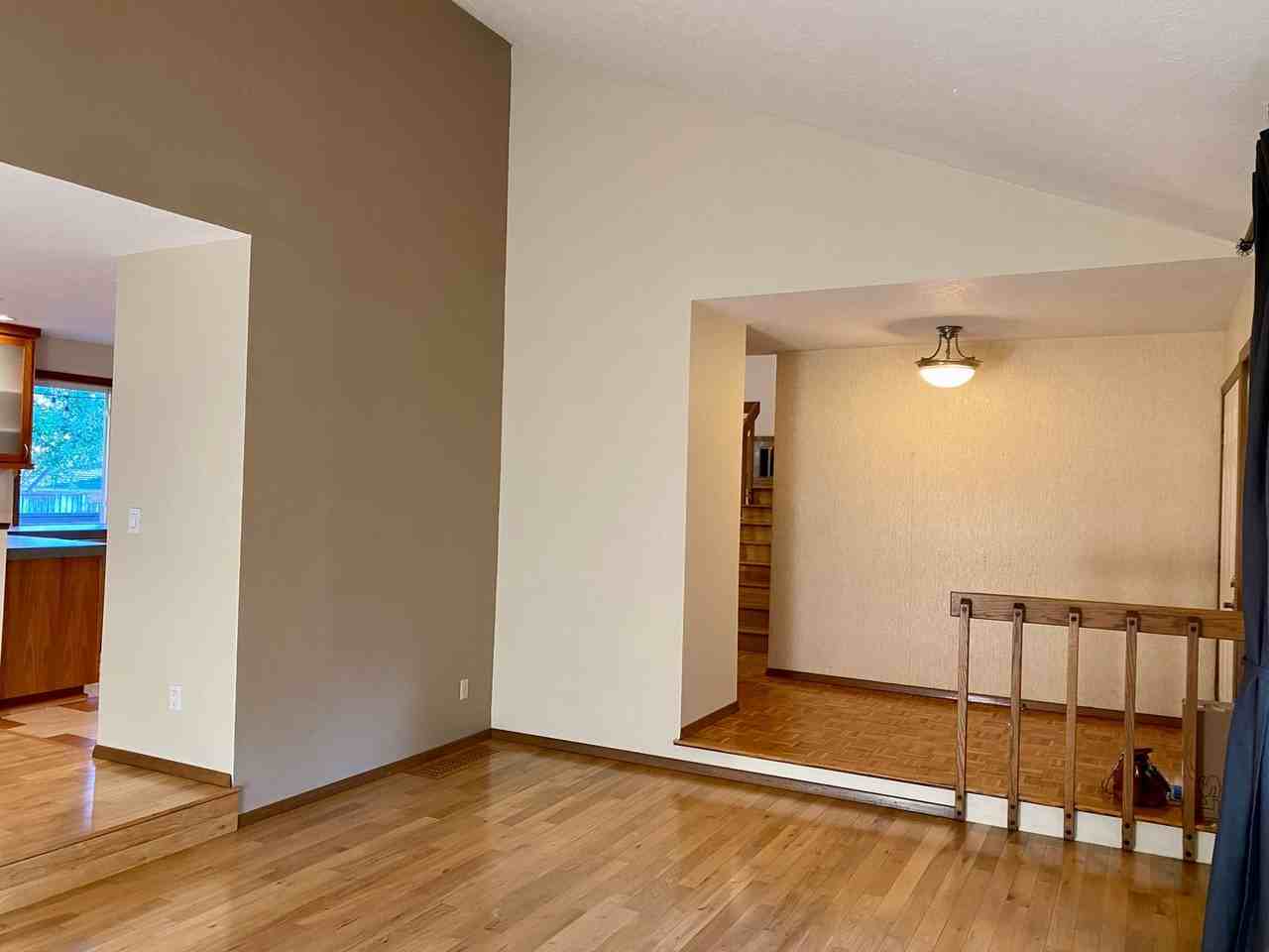 1990 Nw 156th Ave - Photo 4 of 30