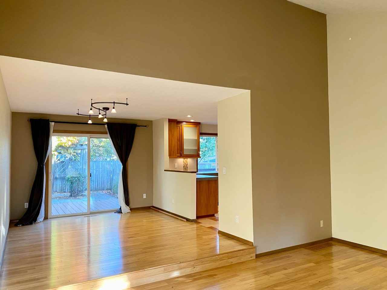 1990 Nw 156th Ave - Photo 7 of 30