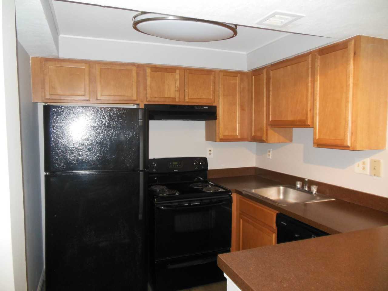 706 Executive Center Dr #37