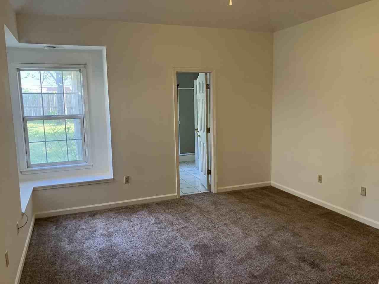 114 W Shore Dr - Photo 7 of 16