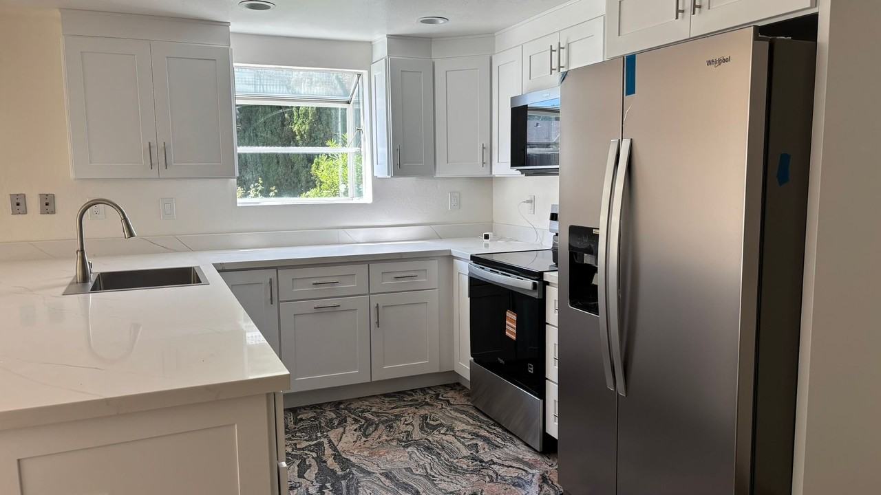 2455 Talavera Dr - Photo 6 of 22