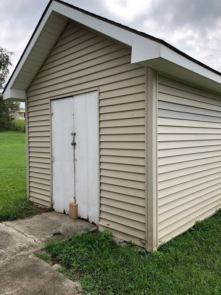 1004 Red Fox Dr - Photo 4 of 17