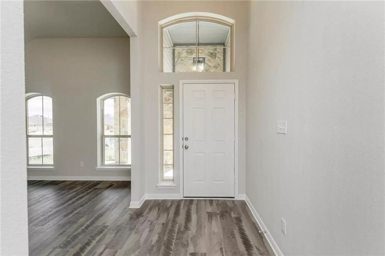 5118 Leaning Tree - Photo 3 of 43