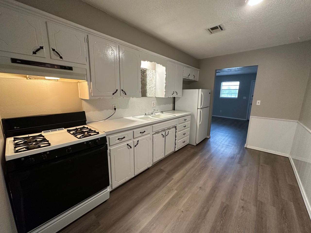 14843 Tye Brumley St - Photo 7 of 21