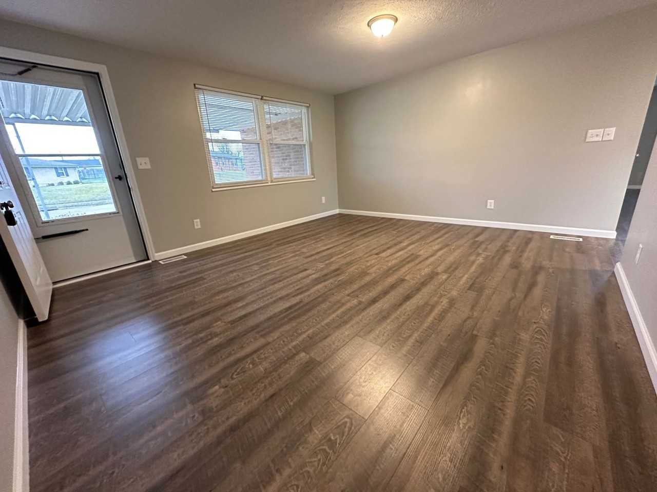 6650 Summerdale Dr - Photo 2 of 24