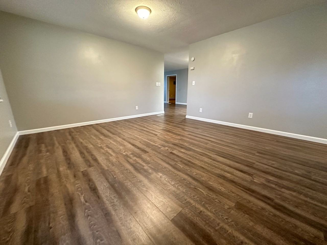 6650 Summerdale Dr - Photo 3 of 24