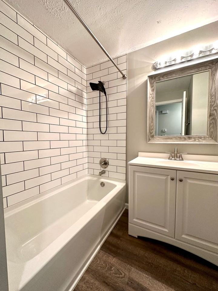 6650 Summerdale Dr - Photo 7 of 24