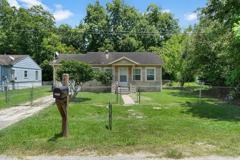 6717 Carver Ave - Photo 1 of 1