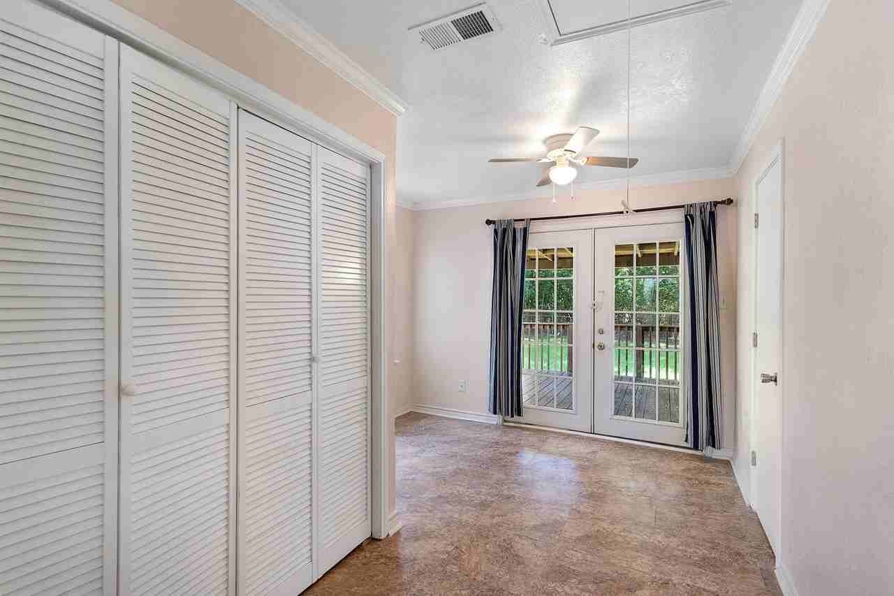 6717 Carver Ave - Photo 7 of 10